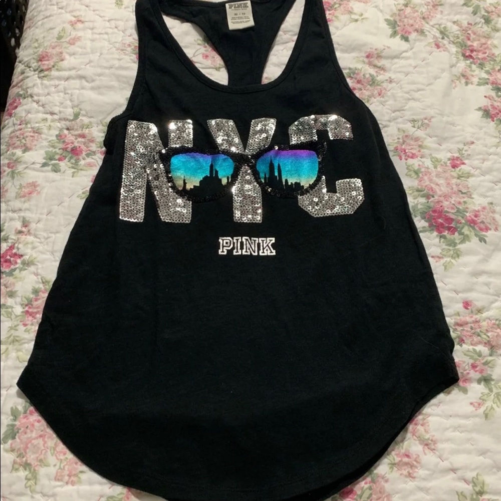 vs pink tank top